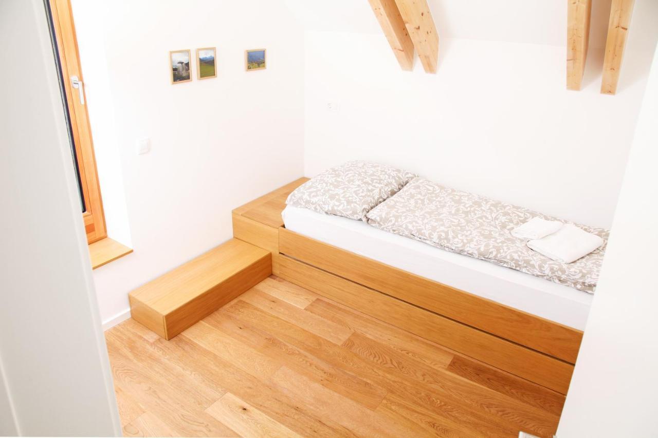 Apartment Jurijana - New 4-Bedroom Triplex With Sauna & Garden بوينج المظهر الخارجي الصورة