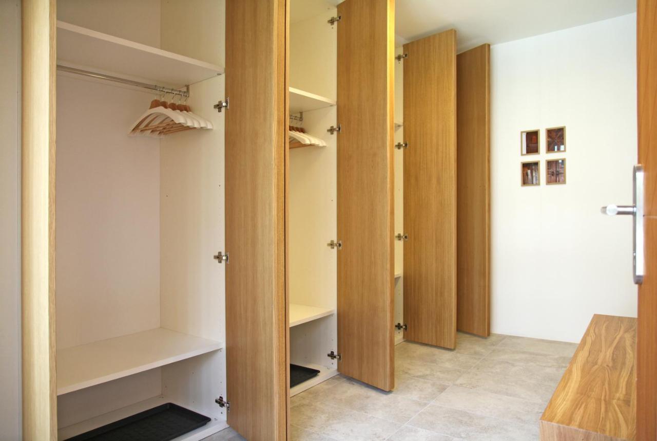 Apartment Jurijana - New 4-Bedroom Triplex With Sauna & Garden بوينج المظهر الخارجي الصورة